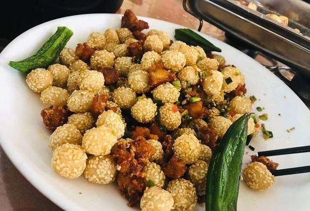 江宁肚包鸡(宏运大道旗舰店)