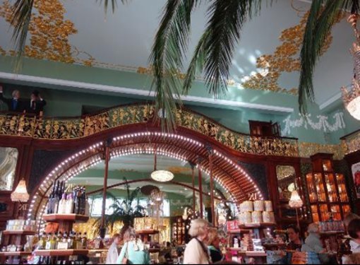 叶利谢耶夫食品商场