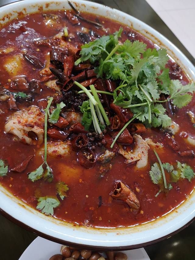 河畔人家土菜馆