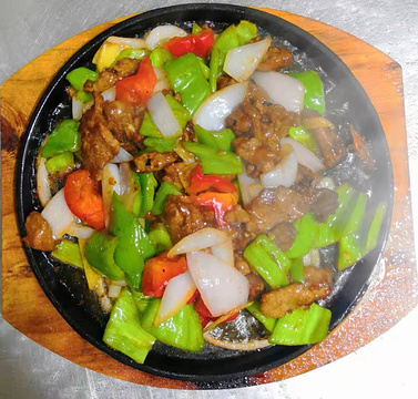 四季相约·蒸汽石锅鱼·家常菜 ·川菜的图片