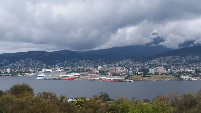 罗斯尼山观景台