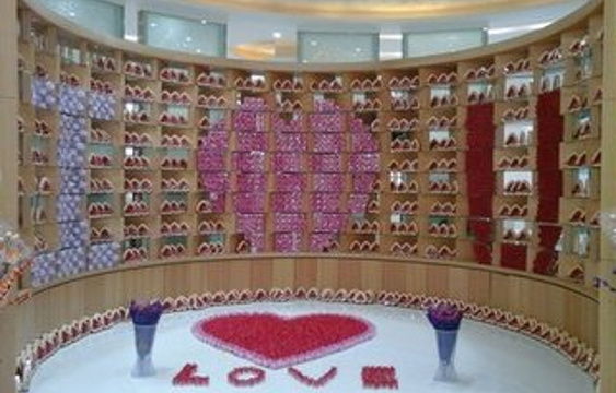 亚龙湾国际玫瑰谷购物中心旅游景点图片