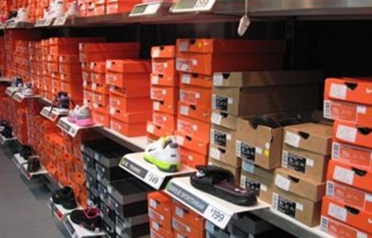 NIKE(万国广场店)