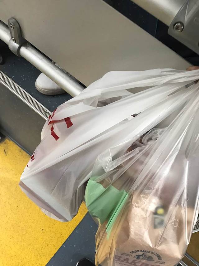 肯德基(龙华路站店)