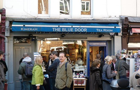 The Blue Door的图片