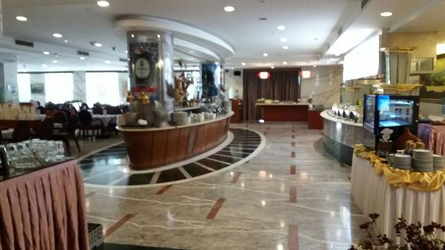 富丽华南山花园酒店中厨房