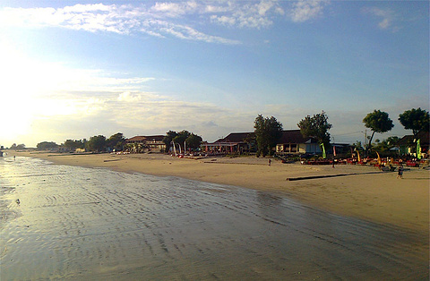 Bawang Merah Beachfront Restaurant的图片
