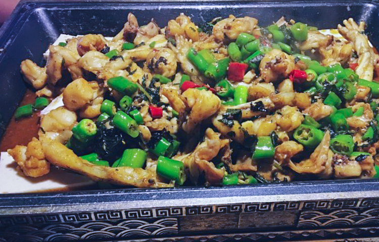 蛙小侠·沸腾砂锅(航洋城店)