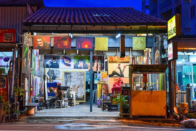 Shopping Sale Karon Plaza