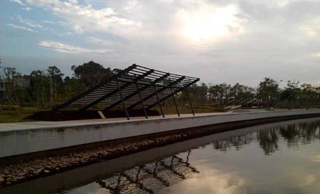 大炳药根鸡煲(银河街店)