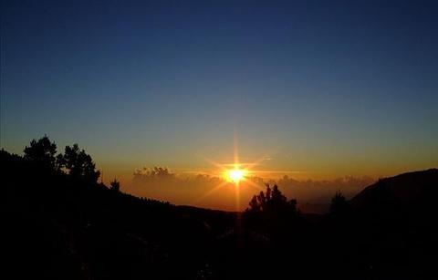 太平山日出的图片