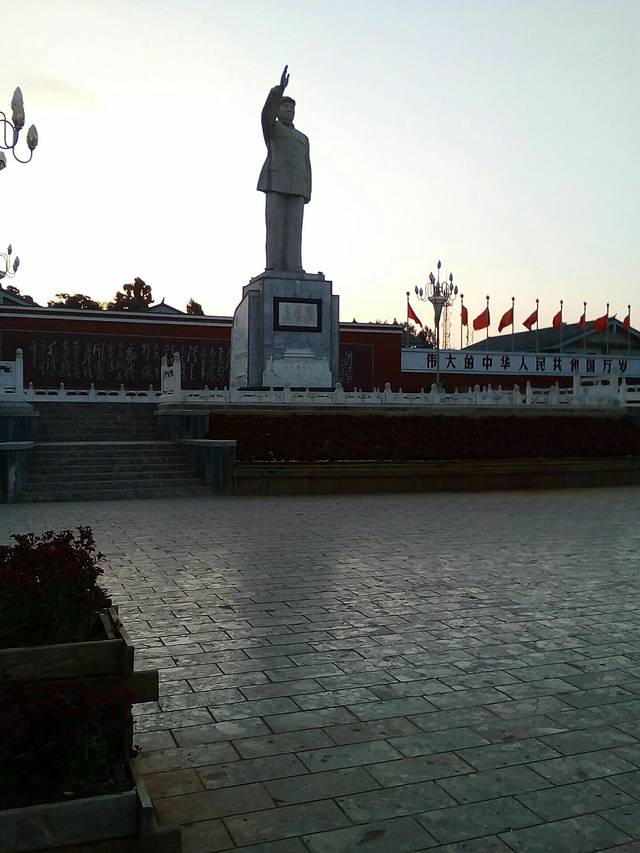 红太阳商业广场