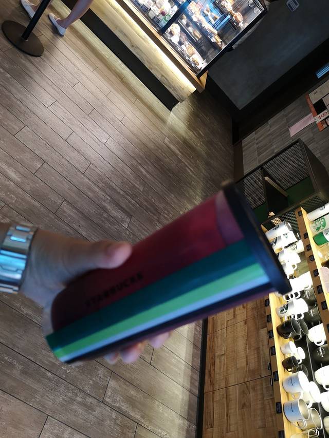 星巴克(太原华宇百花谷店)