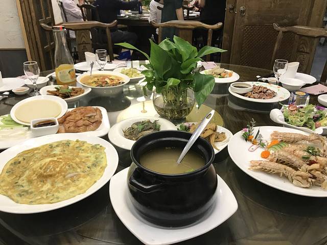 娘舅大石头宁波菜(红联小浃江店)