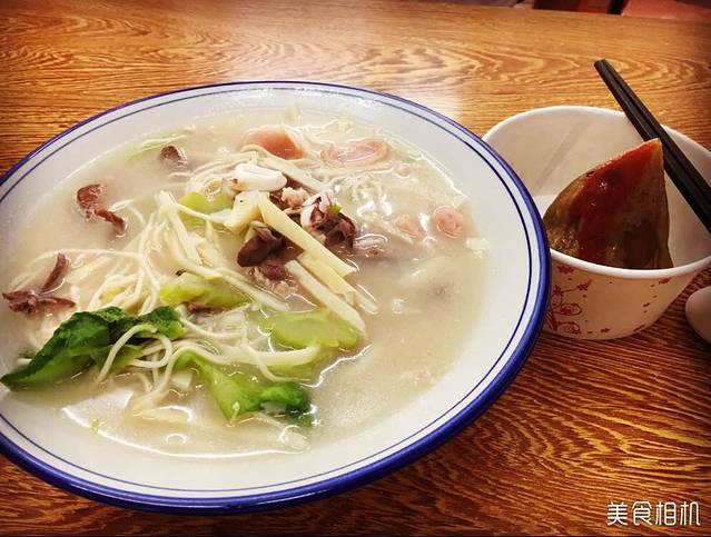 阿鹭酸笋面(石鼓路店)