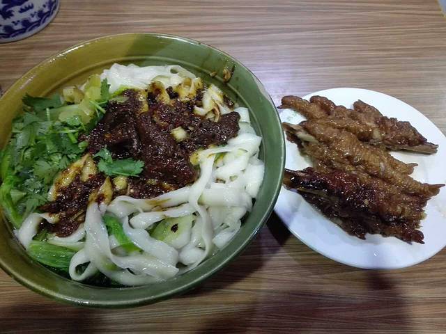 铁蛋刀削面(七一路总店)