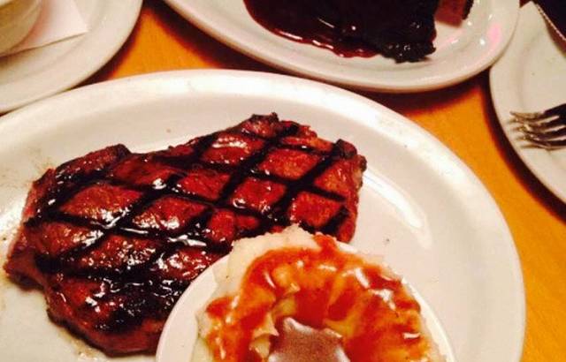 Texas Roadhouse（迪拜购物中心店）