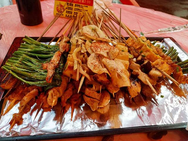 两季烧烤(富蕴路店)