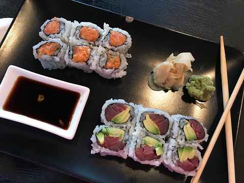 Ginza Sushi and Grill旅游景点图片