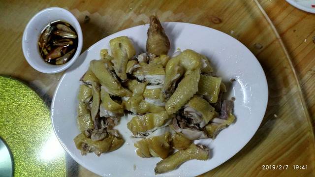 海月湾农庄(江景美食店)