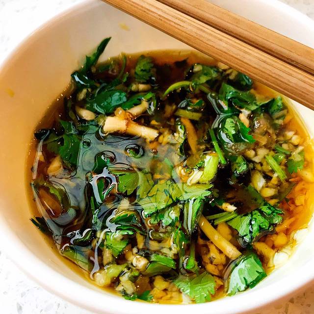 小郡肝串串香(东郊记忆店)