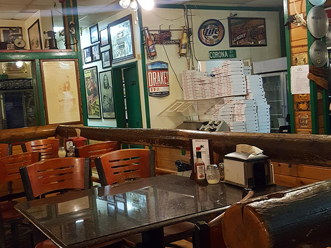 Bronco Billy's Pizza Palace旅游景点图片