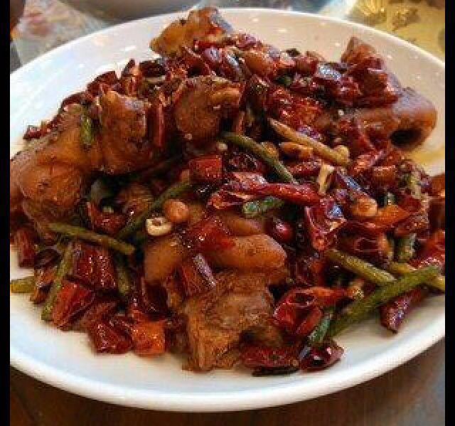 川流不息本帮菜小龙虾(朱泾店)