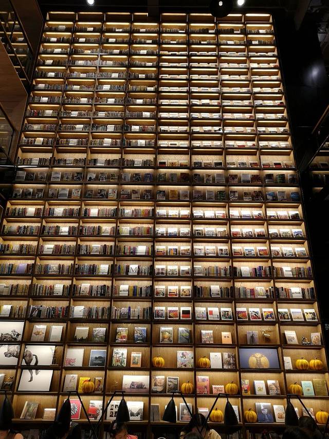 半山书局(北大街常州新世纪店)