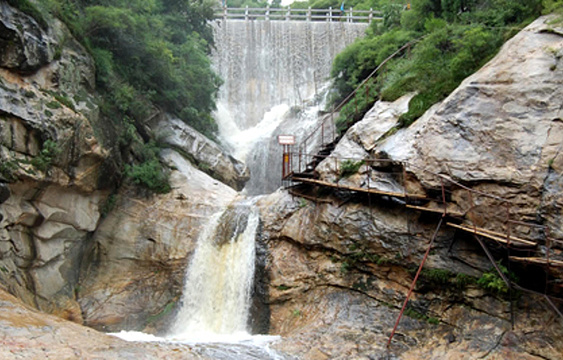 清凉谷千尺珍珠瀑旅游景点图片