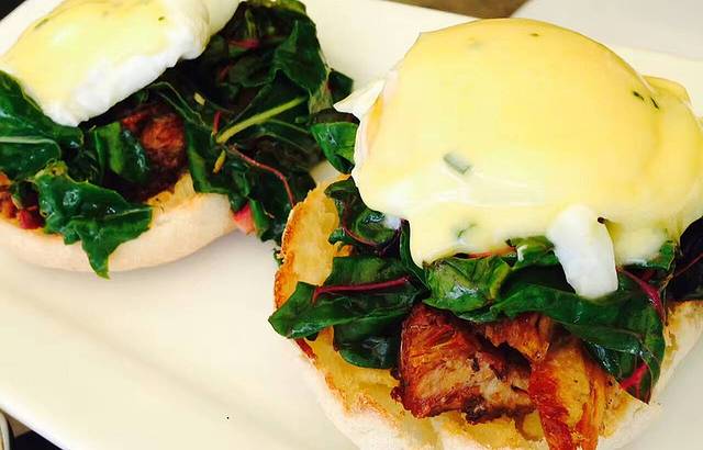 Oleai Beach Bar & Grill