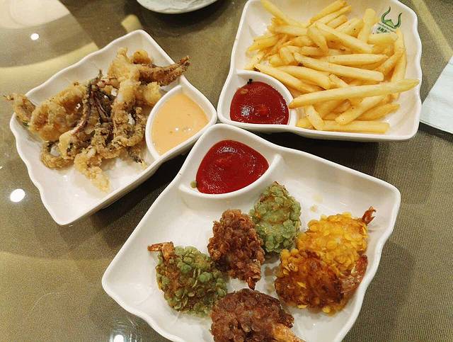 汤姆家的牛排意面披萨(新北万达广场店)