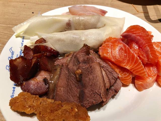 星伦多自助料理(莘庄龙之梦购物中心店)