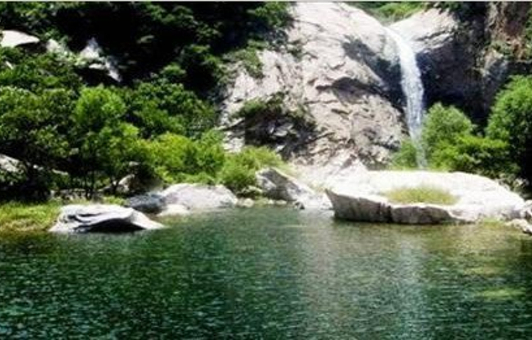 南召百尺潭风景区