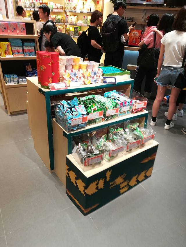 良品铺子(领展广场店)