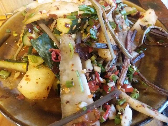 西月火塘苗味馆