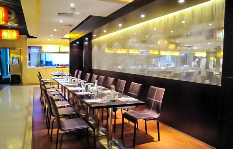 武汉君宜王朝大饭店·金马门国际美食百汇(珞喻路店)