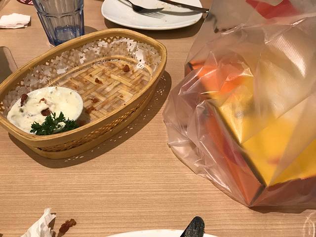 必胜客(保百店)