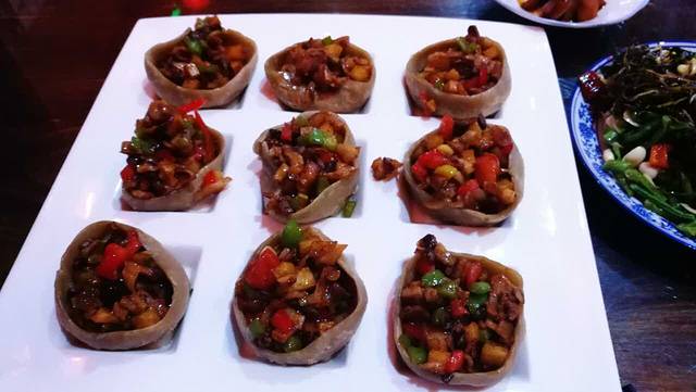 王村姑老土炕莜面村(桥东店)