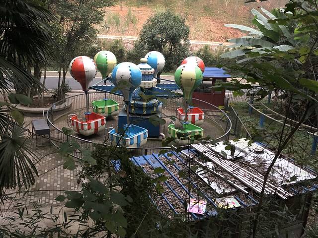 魔幻乐园(南郊公园店)