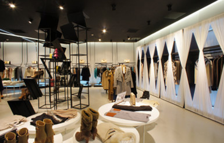 丽江国际购物广场