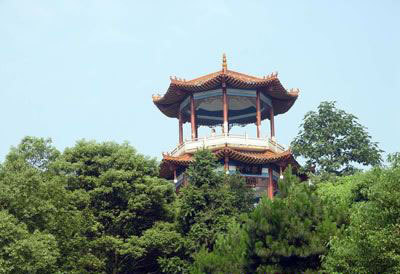 仙山公园(新太阳国际大酒店北)