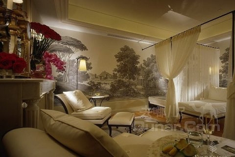 乔治五世巴黎四季酒店(Four Seasons Hotel George V Paris)