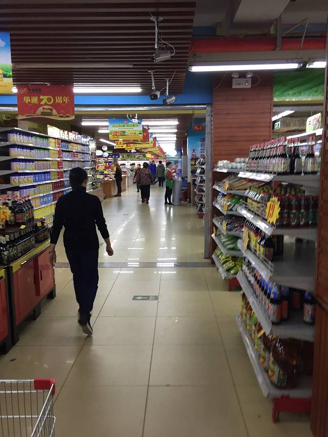 华富商城(兴安街店)