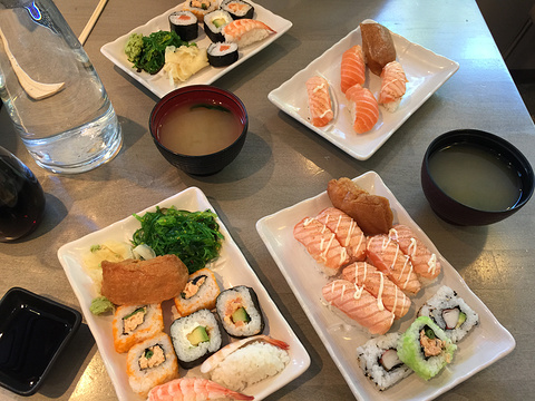 Sushi N Roll