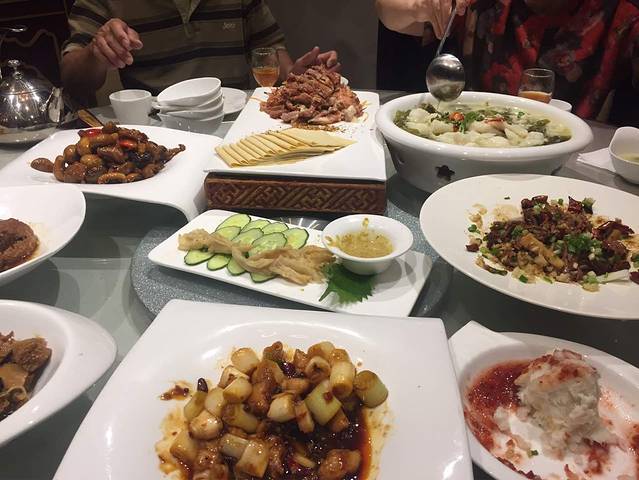 皇城根北京风味主题餐厅(北园大街店)