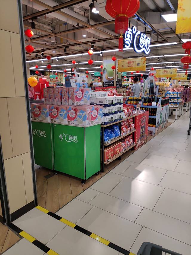 永辉超市(上海松江万达广场店)