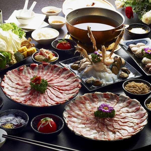 铜花精致涮涮锅 (高雄左营店)