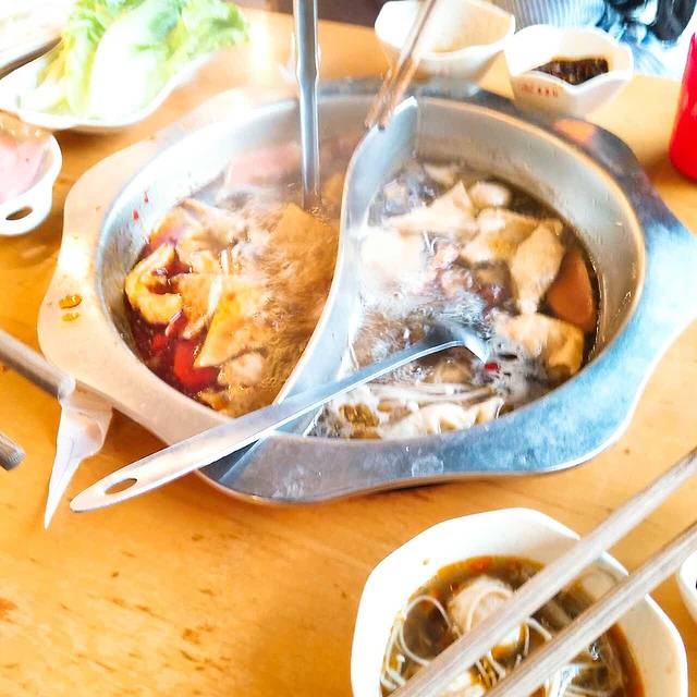 季季红火锅(九江信华城广场店)