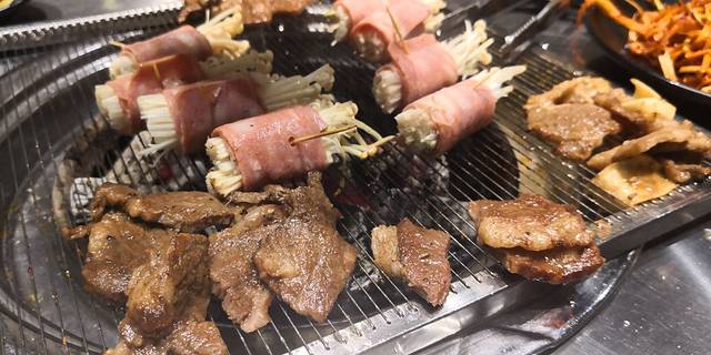 肉番地烤肉名家(东盛大街店)