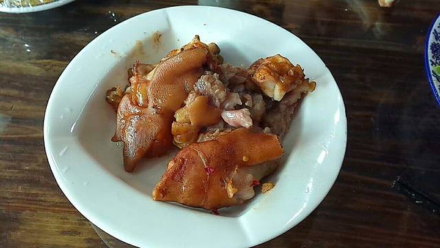 王村姑老土炕莜面村(高新店)